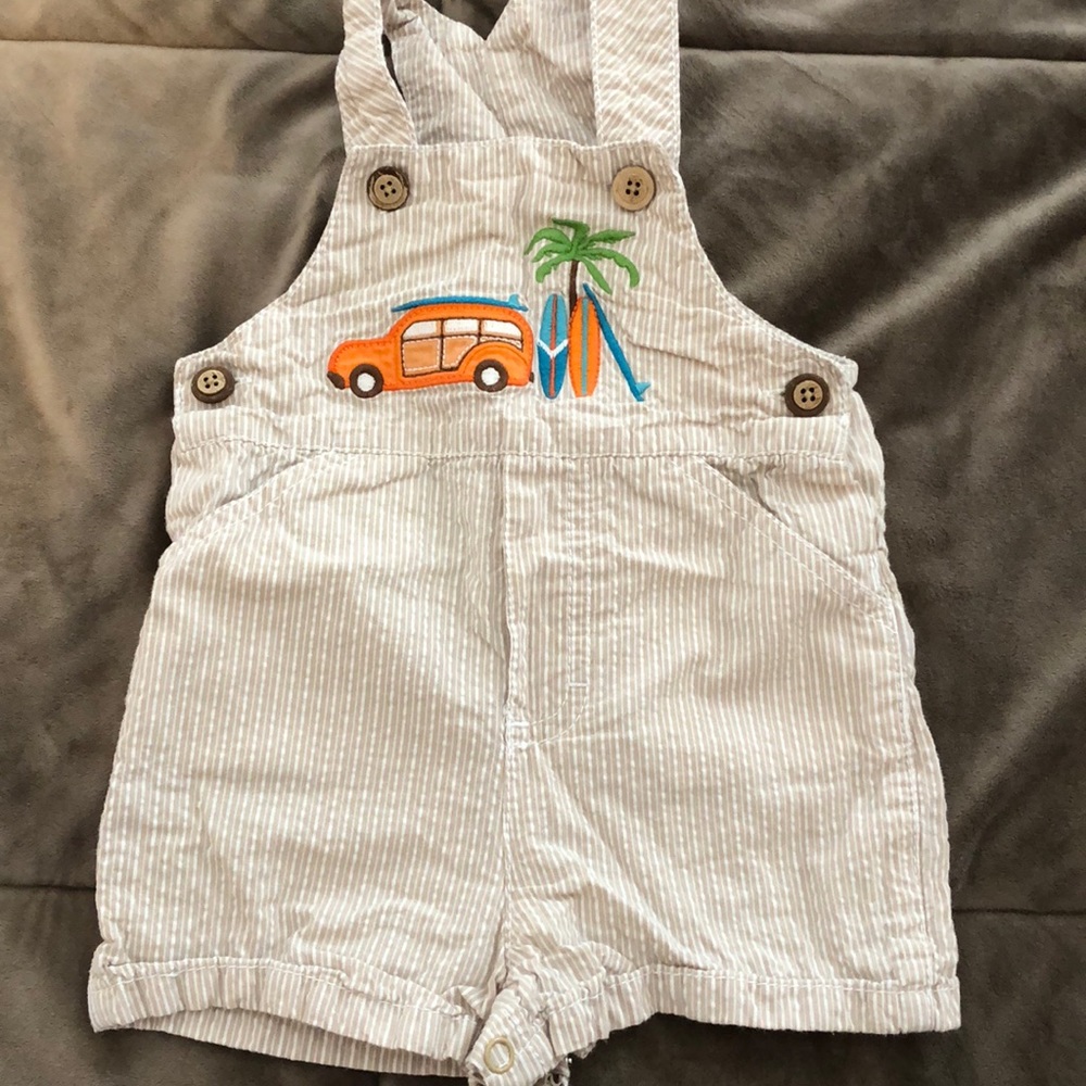 EUC HARTSTRINGS OVERALL